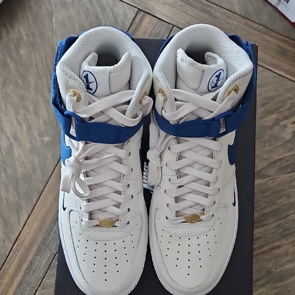 Nike High-Top Sneakers - White and Blue